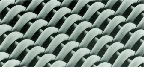 Detailansicht eines monofilen Filtergewebes für industrielle Filtrationsanlagen